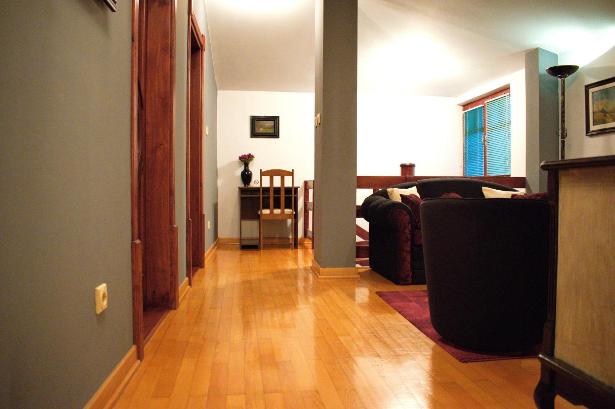 Marilyn Apartments Szendrő Kültér fotó