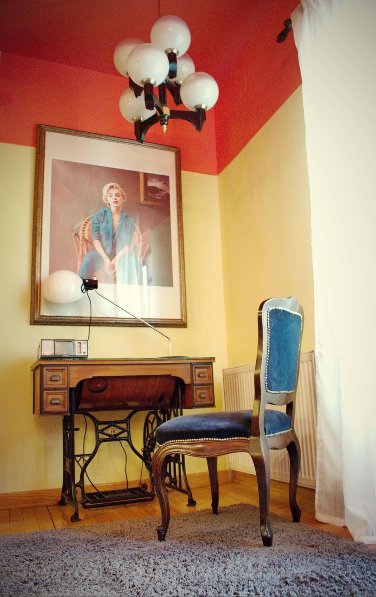 Marilyn Apartments Szendrő Kültér fotó
